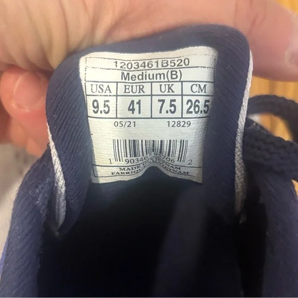 Brooks Launch 8 Gray Purple Womens US Size 9.5 EUR 41 1203461B520 Running Shoes - Picture 7 of 11